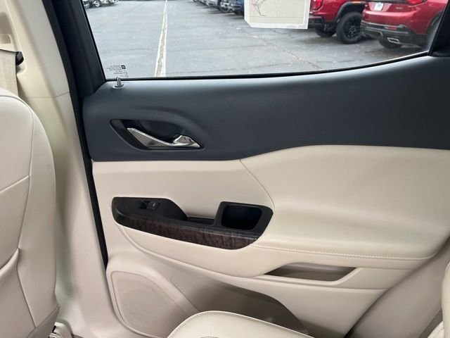 Used 2023 Silver GMC Denali image 16
