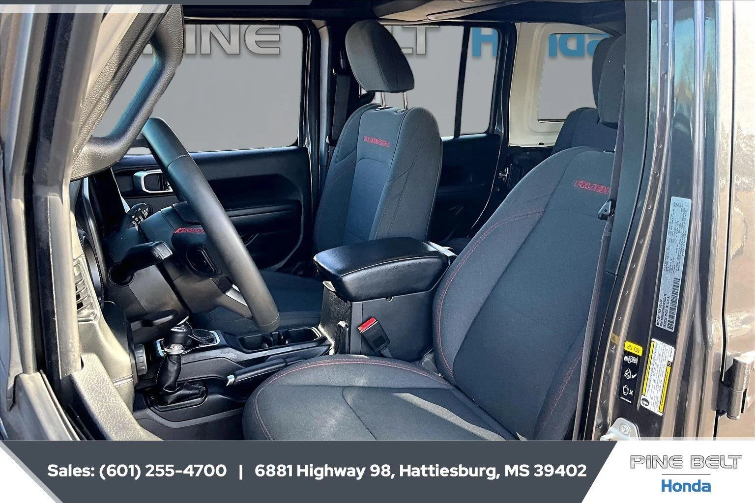 Used 2024 Granite Crystal Metallic Clearcoat Jeep Rubicon image 18