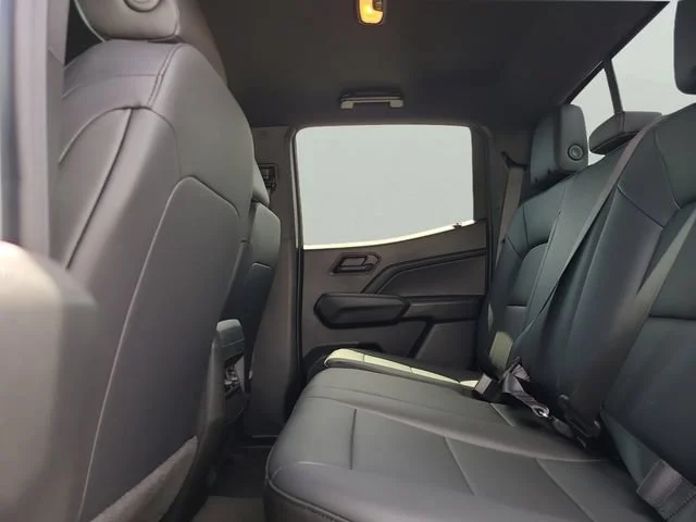 New 2026 Summit White Chevrolet Trail Boss image 13