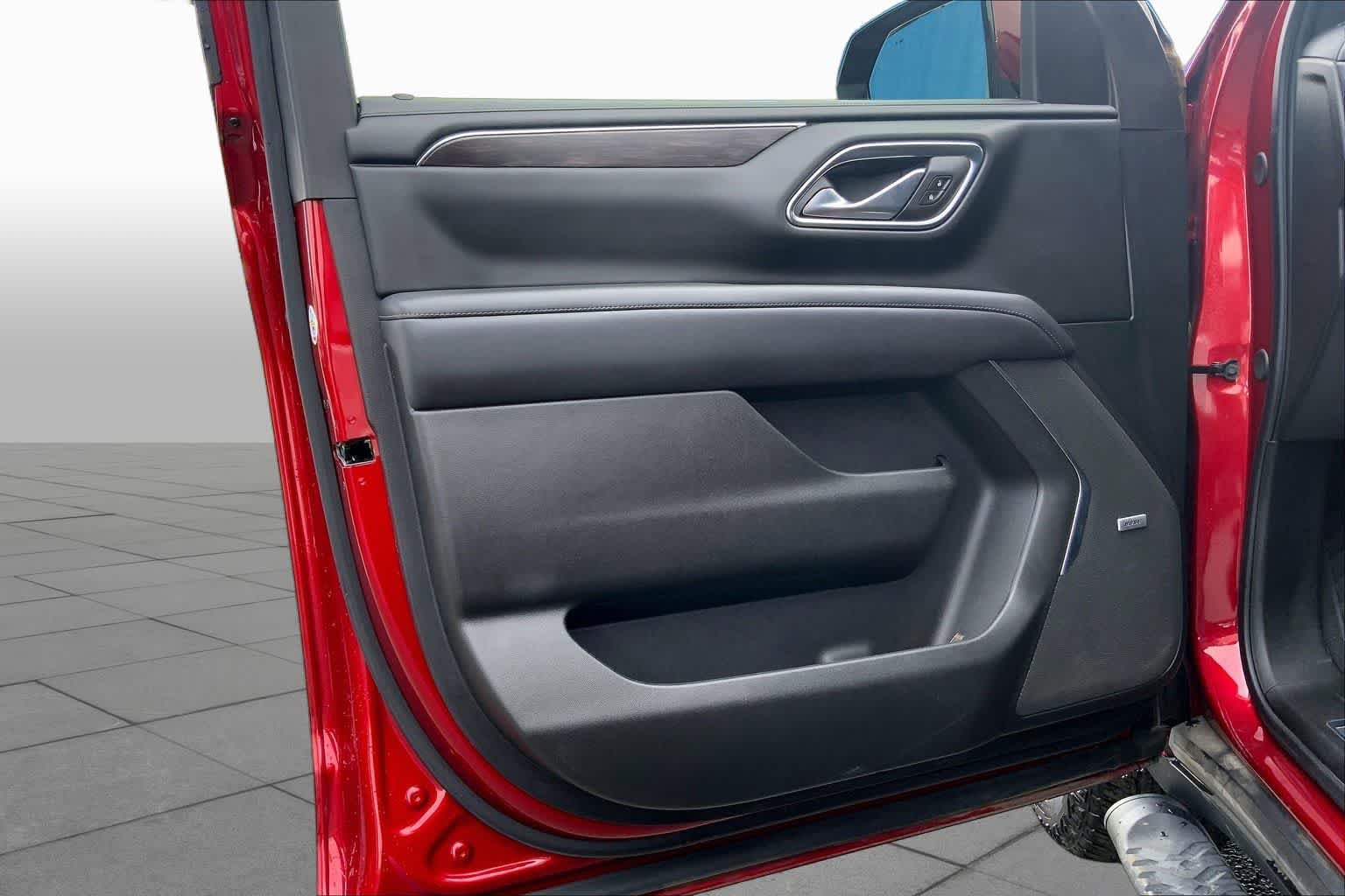 Used 2024 Radiant Red Tintcoat Chevrolet Z71 image 22