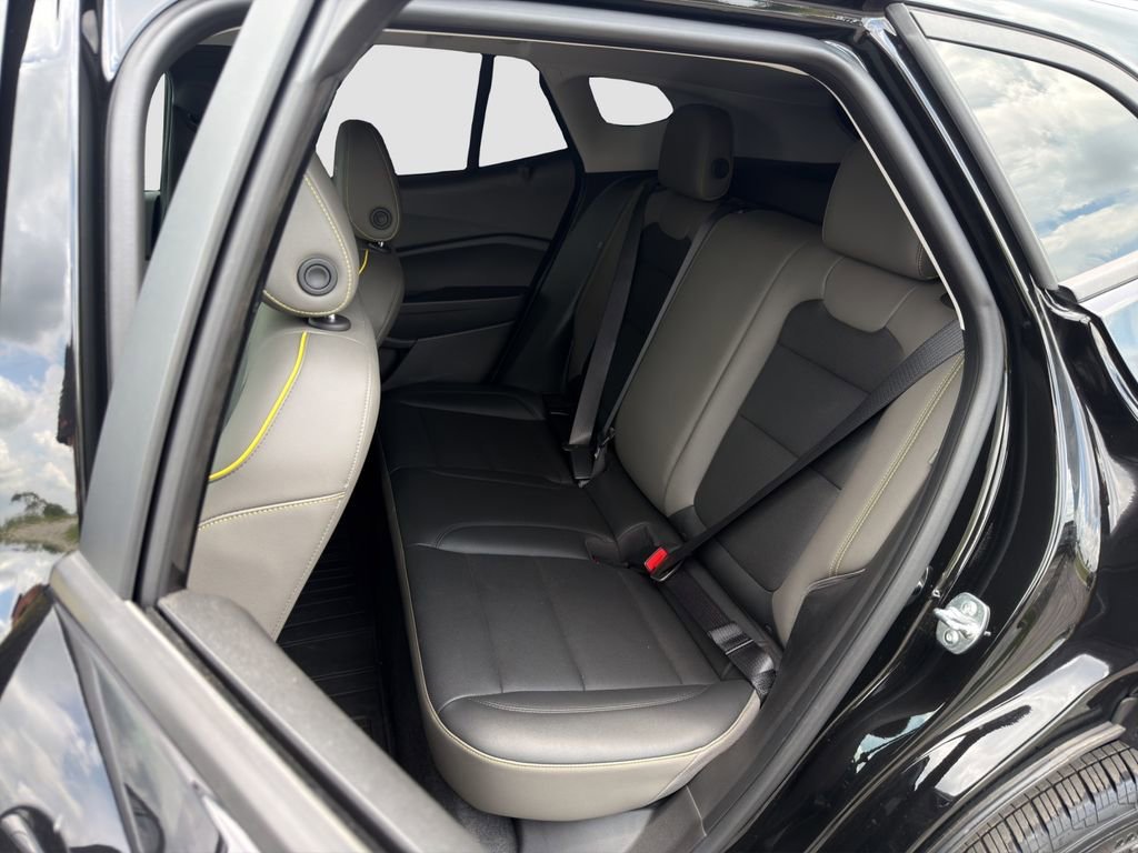 Used 2025 Mosaic Black Metallic Chevrolet ACTIV image 13