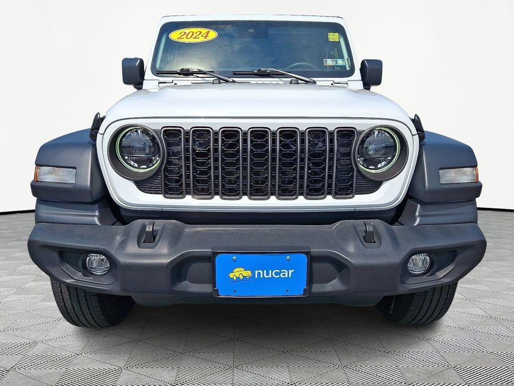 Used 2024 White Jeep Sport S image 2