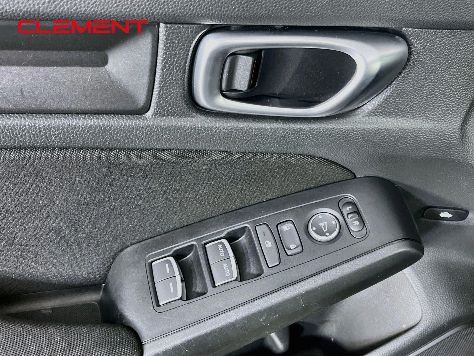Used 2024  Honda Sport image 23