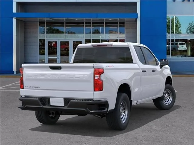New 2026 Summit White Chevrolet WT image 4