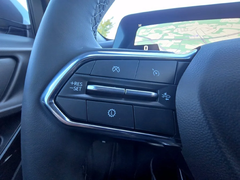 2027 Chevrolet Equinox LT - Photo 22