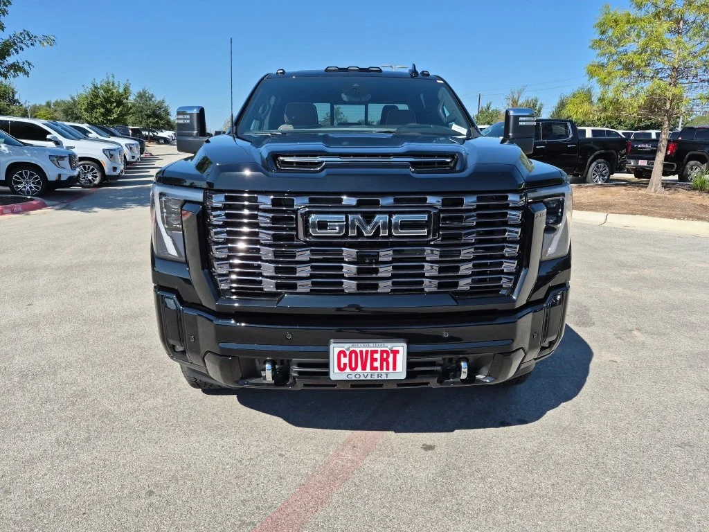 New 2026 GMC Sierra 2500 HD Denali Ultimate, photo 2