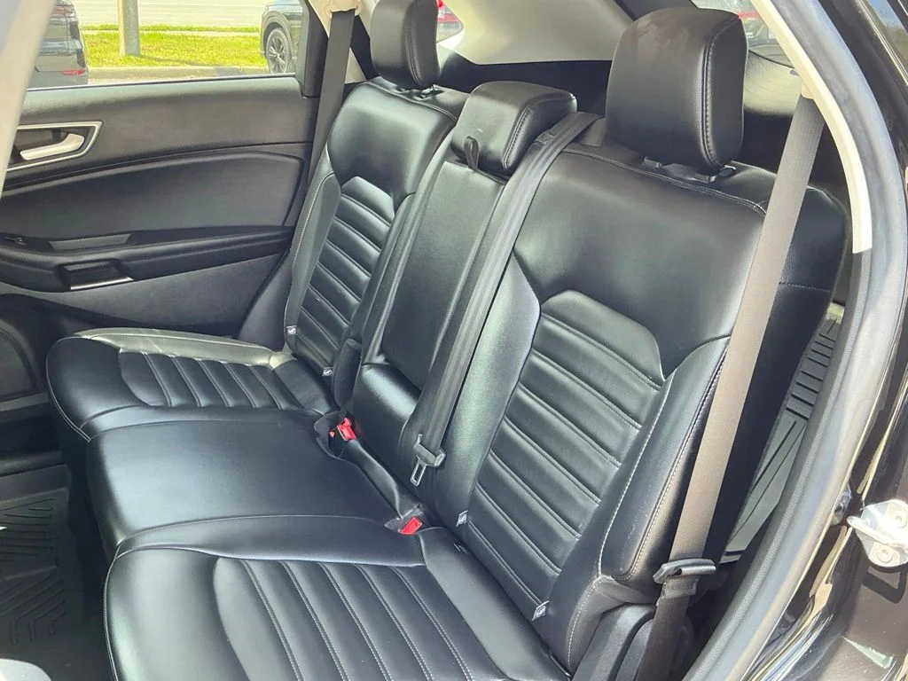 Used 2023 Black Ford SEL image 27