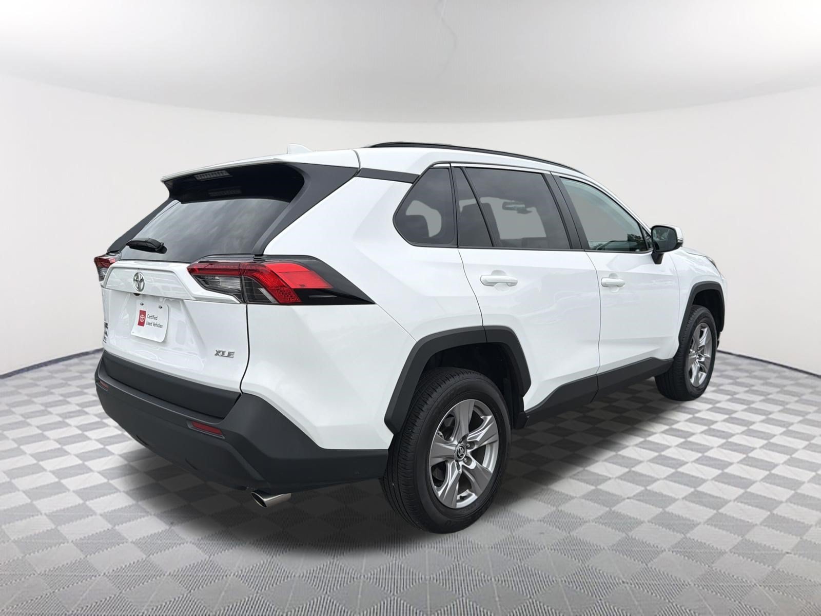 Certified Used 2025 Ice Cap Toyota XLE image 17