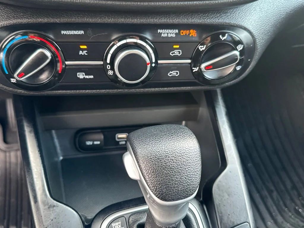 Used 2023 Black Kia LX image 17