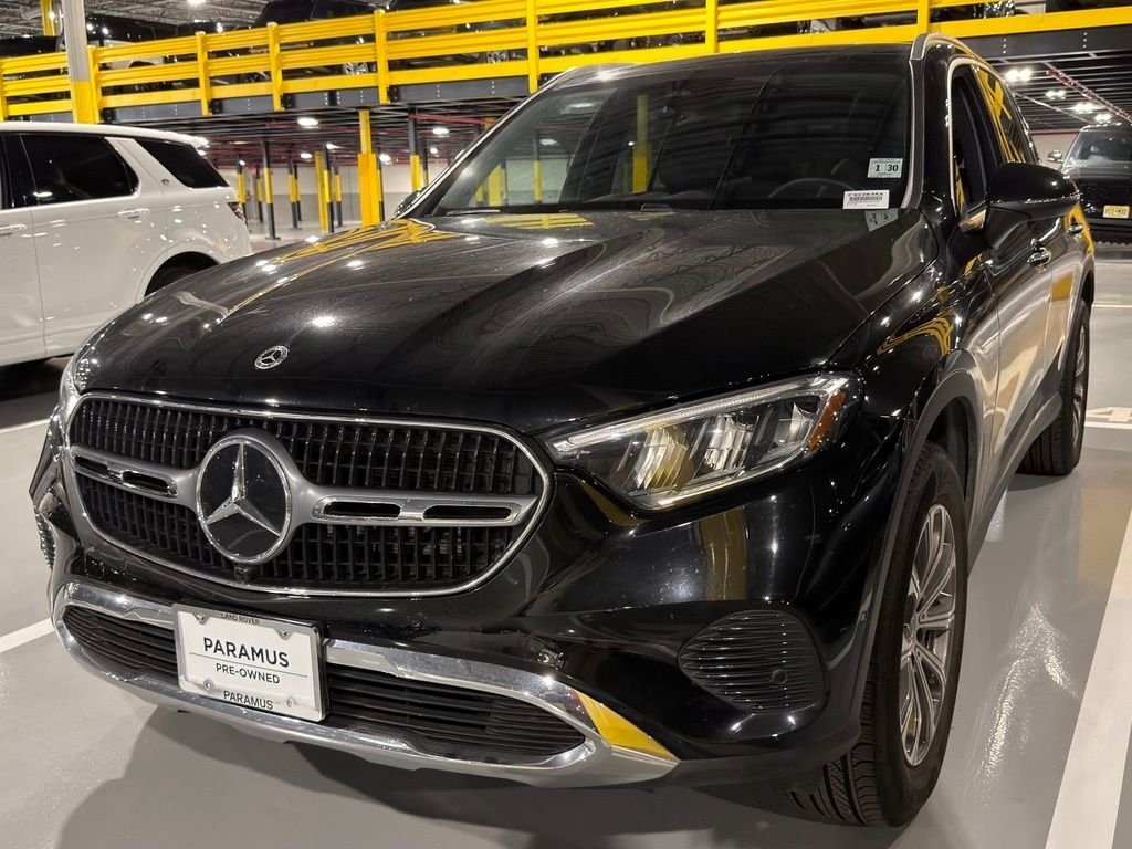 Used 2025 Black Mercedes-Benz GLC 300 image 1