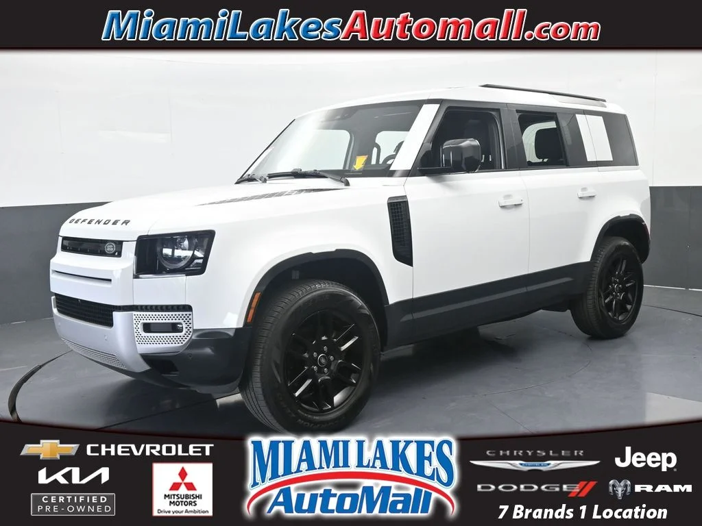 Used 2025 White Land Rover S image 1