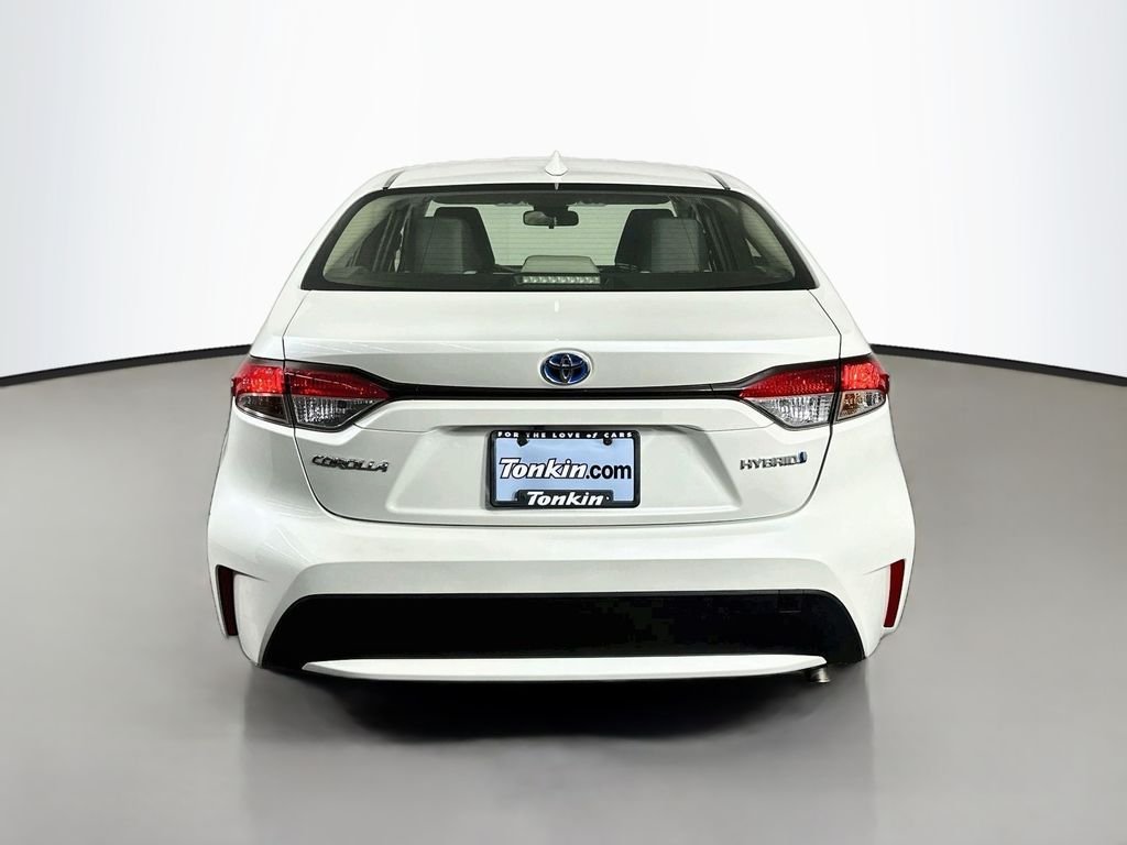 Used 2021 Blizzard Pearl Toyota LE image 7