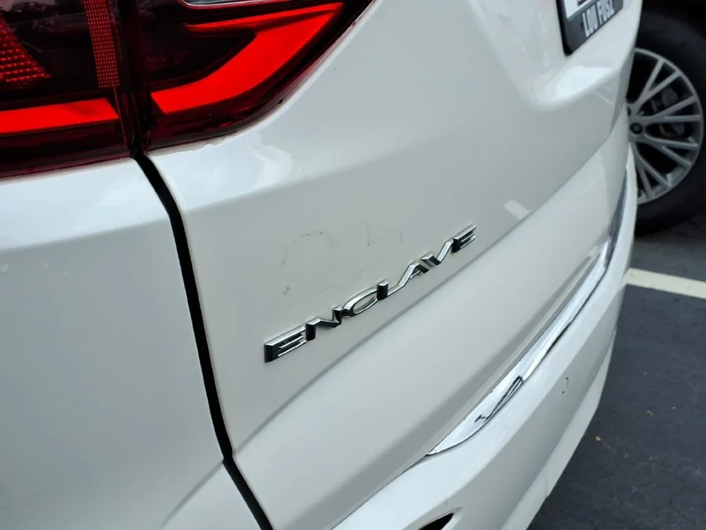 Used 2020 White Frost Tricoat Buick Avenir image 29