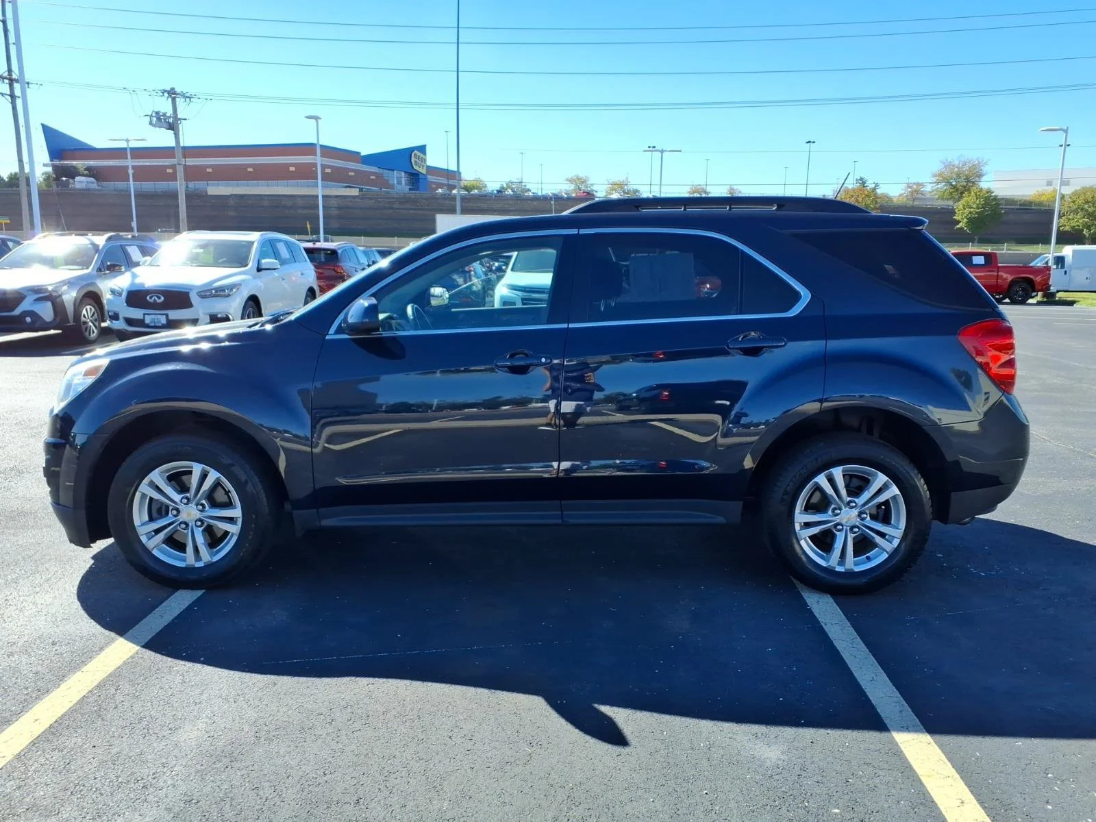 Used 2015 Blue Velvet Metallic Chevrolet LT image 4