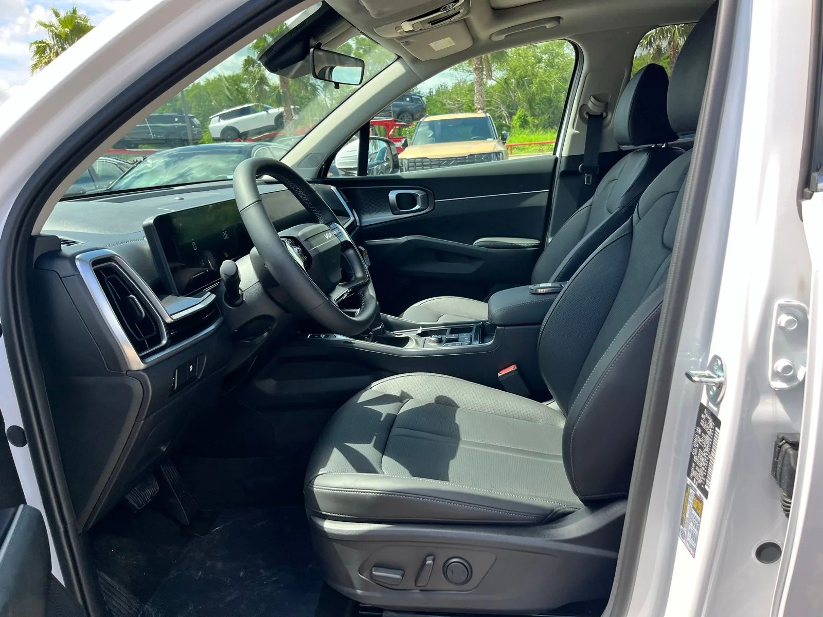 New 2026 White Kia S image 15