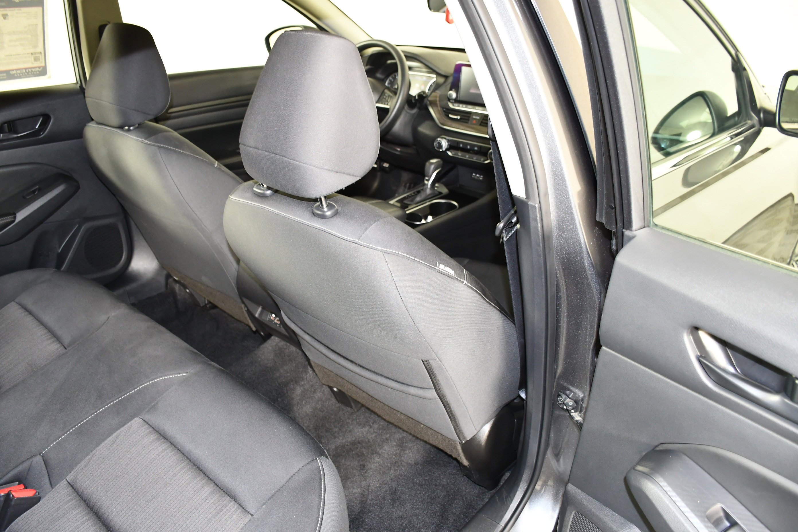 Used 2024 Gun Metallic Nissan 2.5 SV image 43