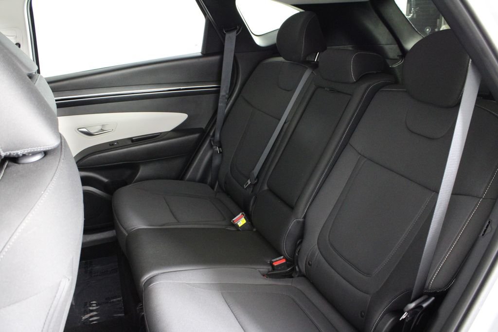 Certified Used 2023 Silver Hyundai SE image 21