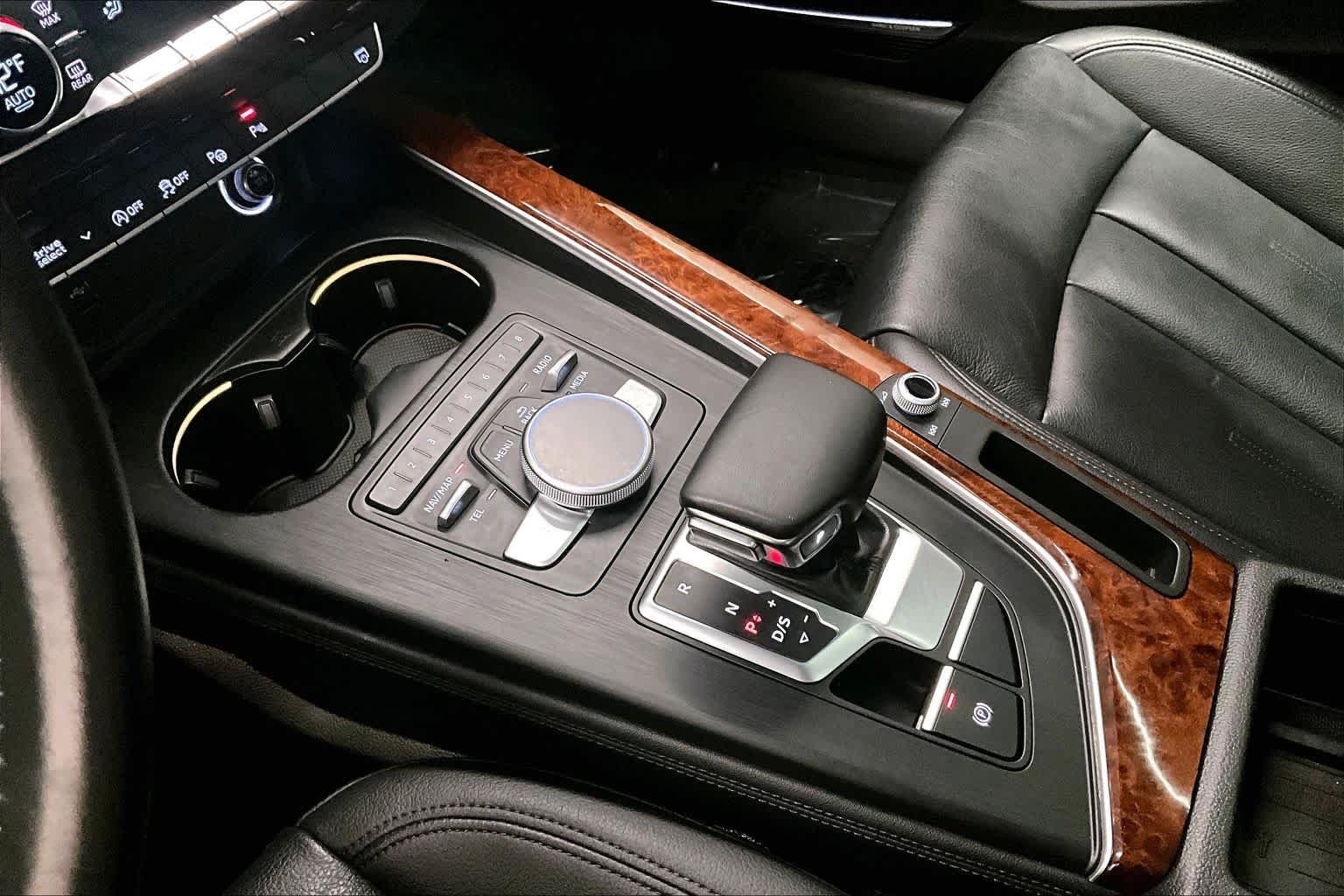 Used 2019 Manhattan Gray Metallic Audi Prestige image 17