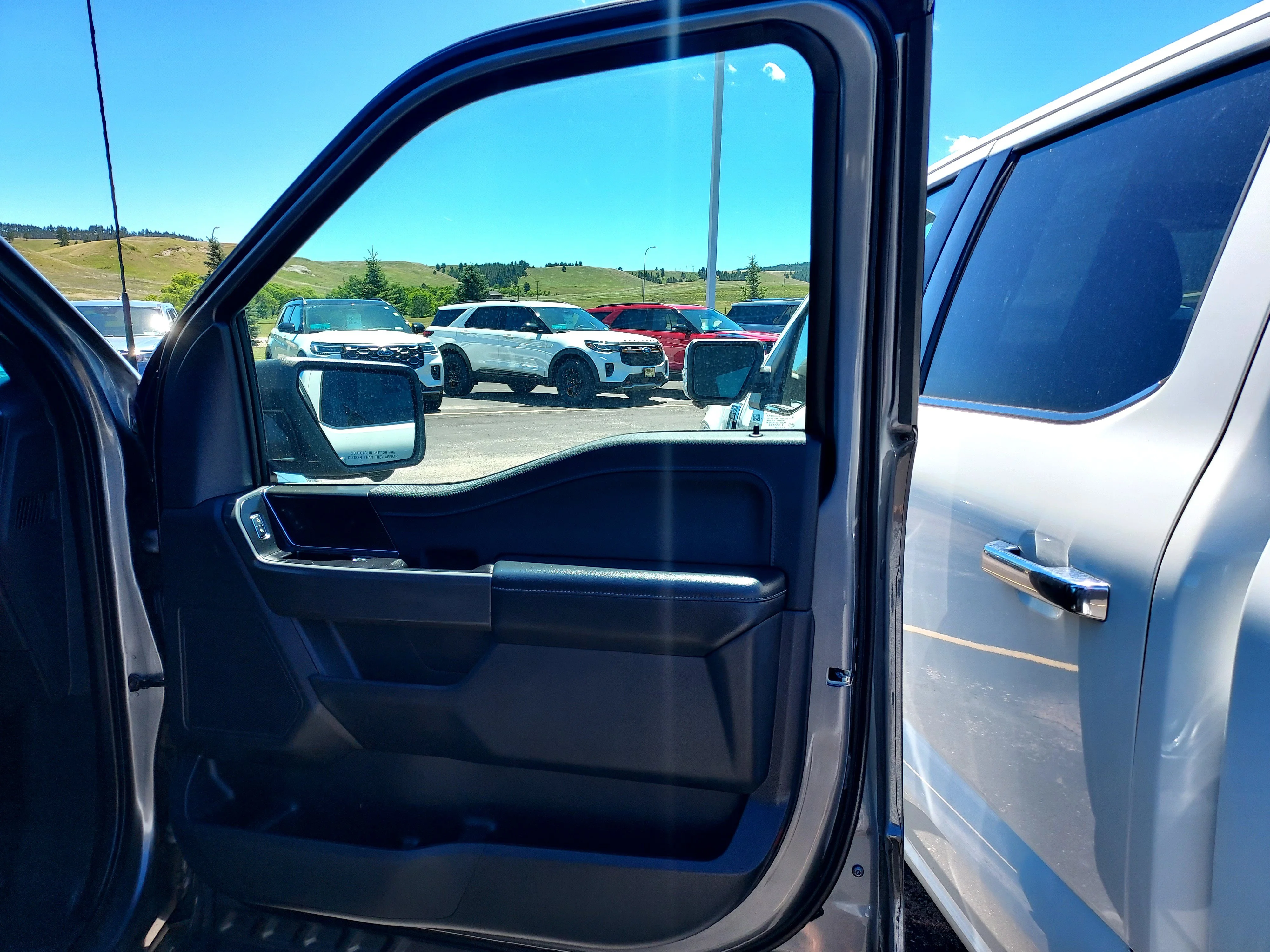 Used 2024 CARBONIZED GRAY Ford XLT image 24