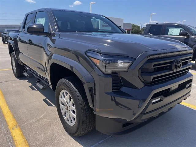 2026 Toyota Tacoma 4WD SR5