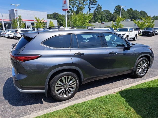 Used 2020 Gray Toyota Platinum image 6