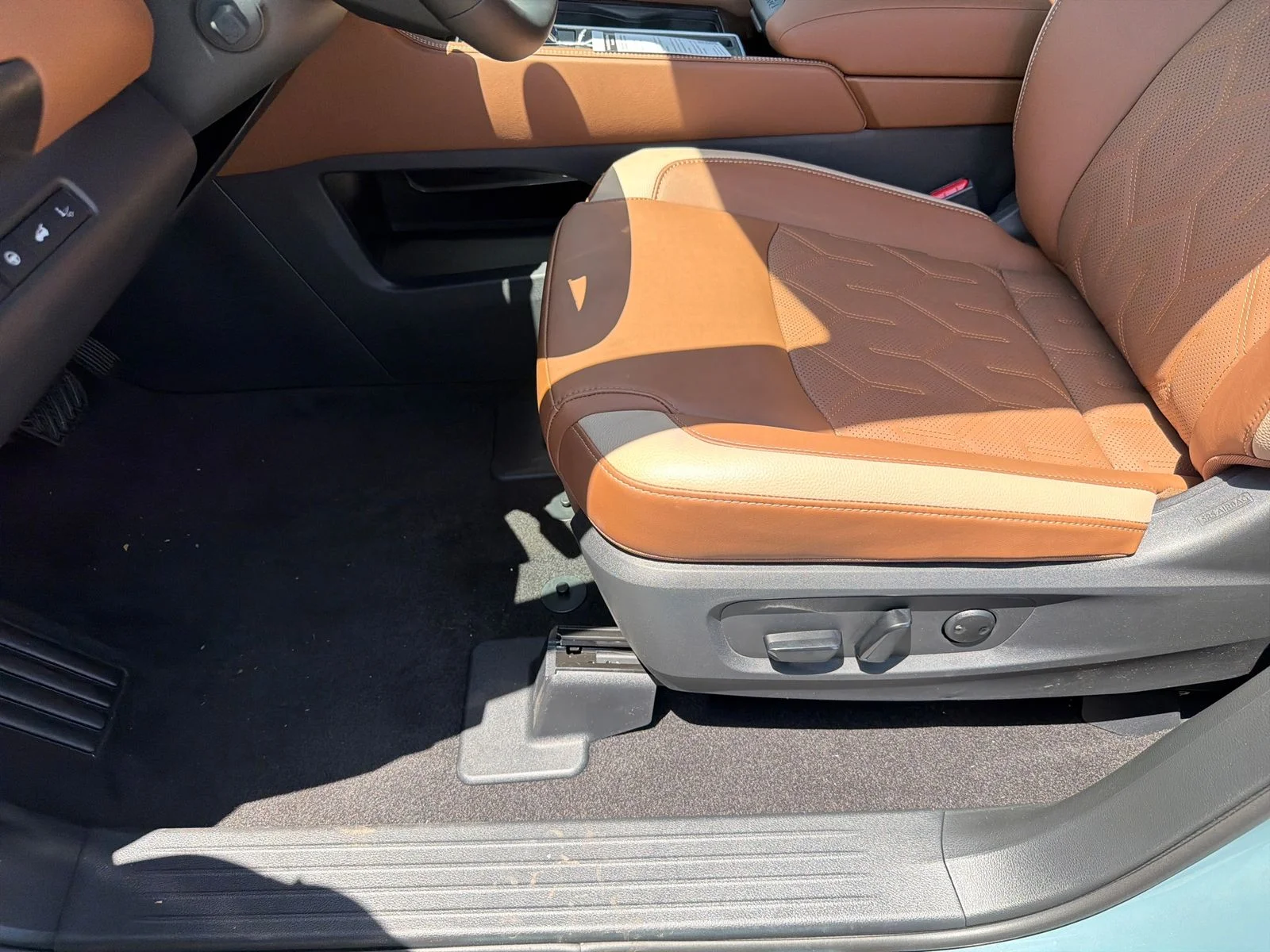 New 2026 Nissan Pathfinder Platinum 4D Sport Utility