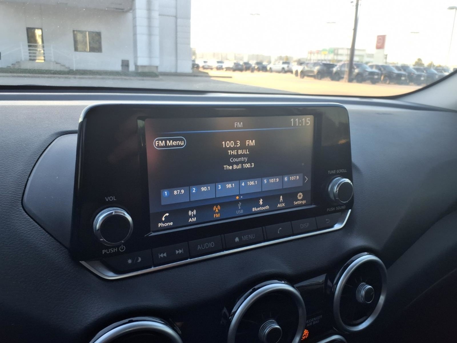 2025 Nissan Sentra photo 22 of 25