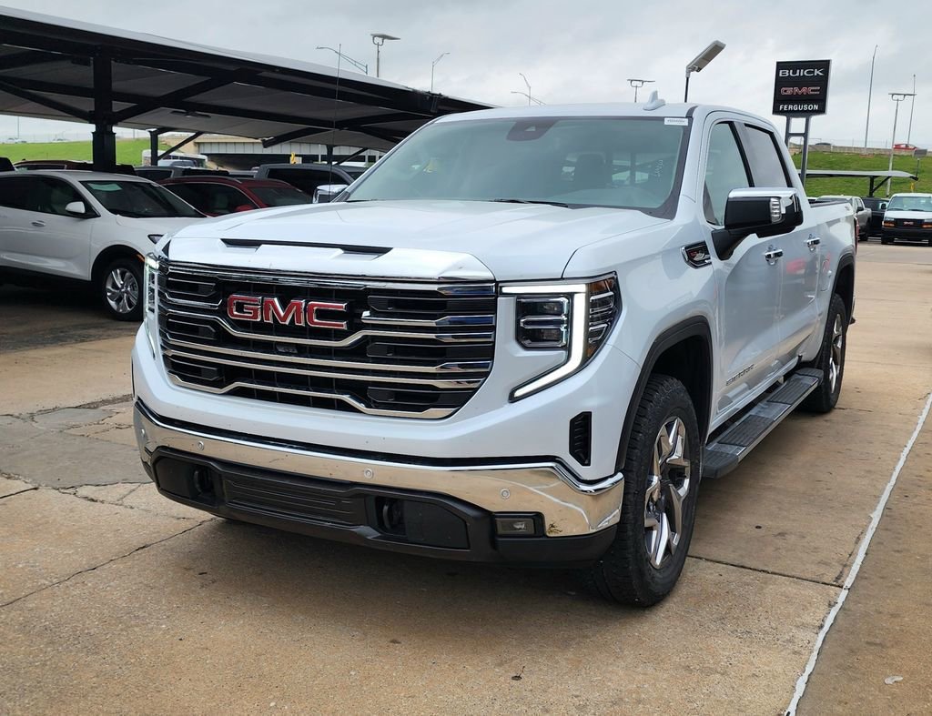 2026 GMC Sierra 1500 SLT - Photo 8