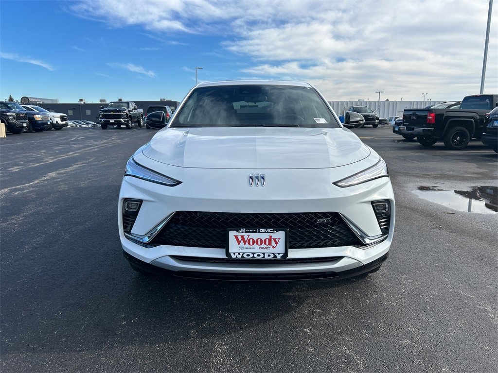 2026 BUICK ENVISTA - Image 2