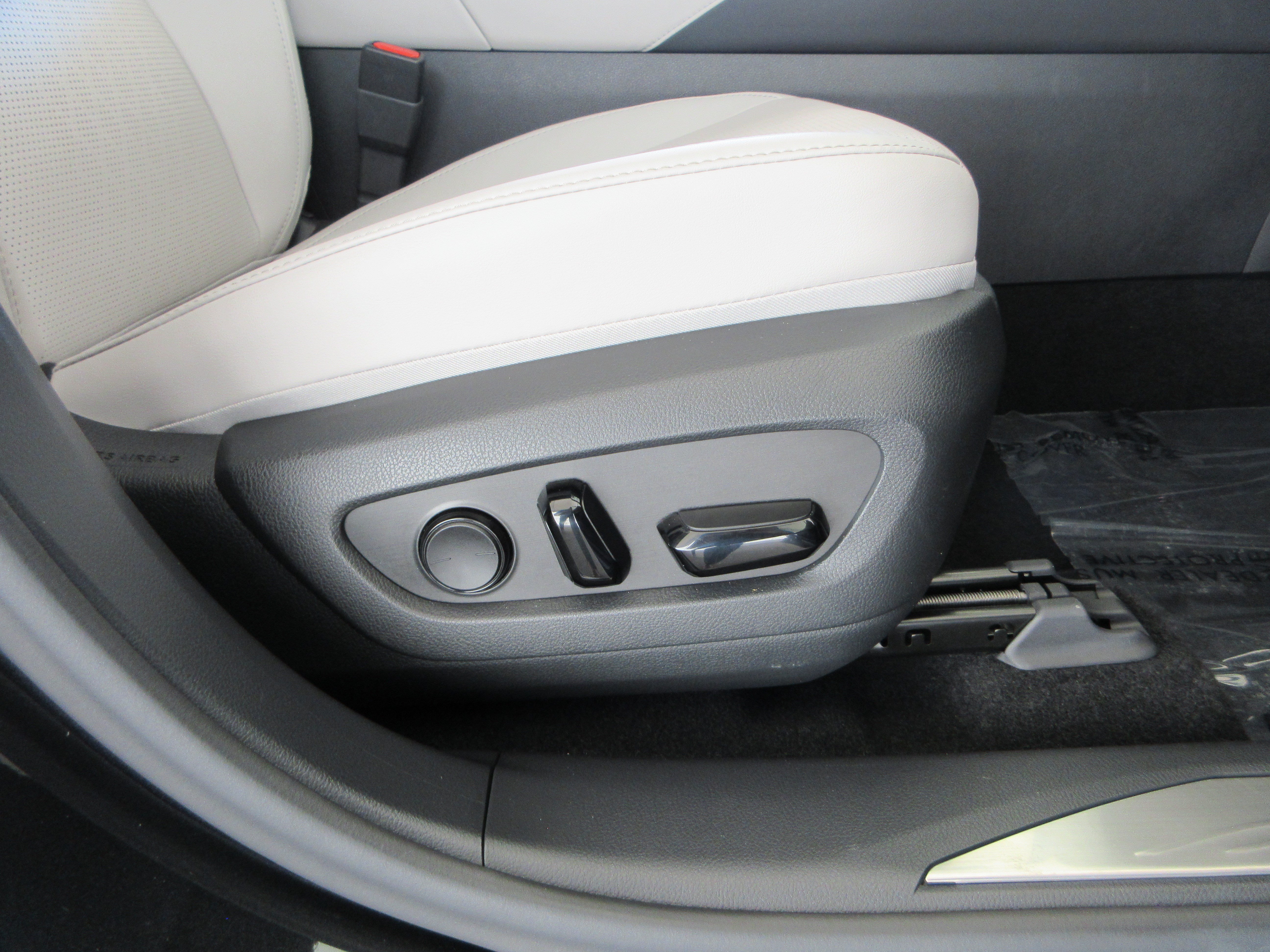 Used 2023 Caviar Lexus 350 Premium Plus image 25