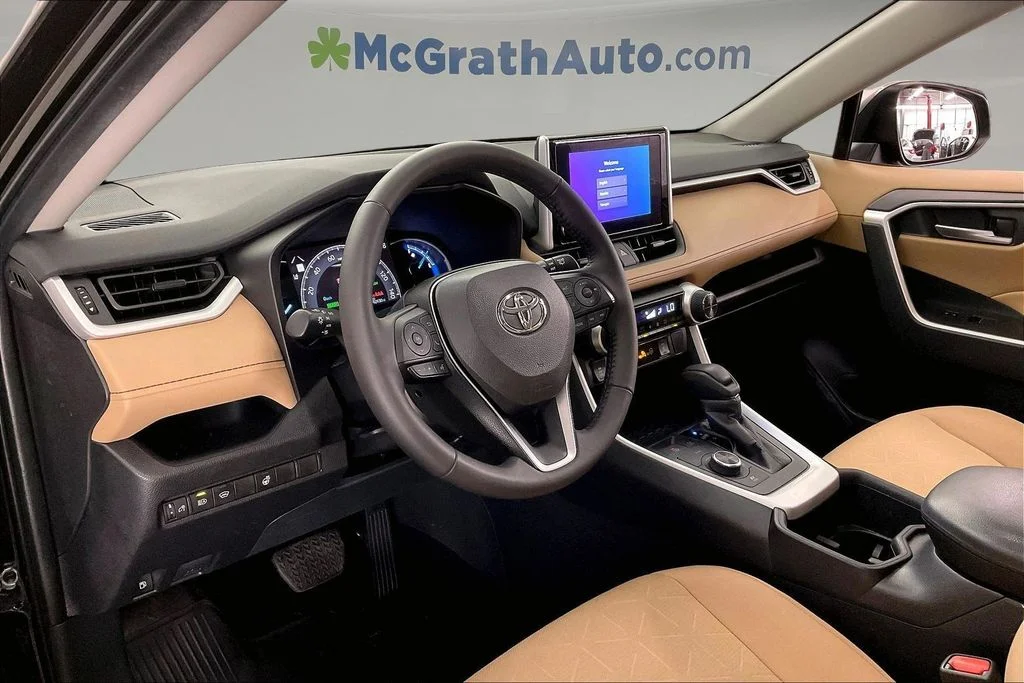 Used 2024 Black Toyota XLE image 17