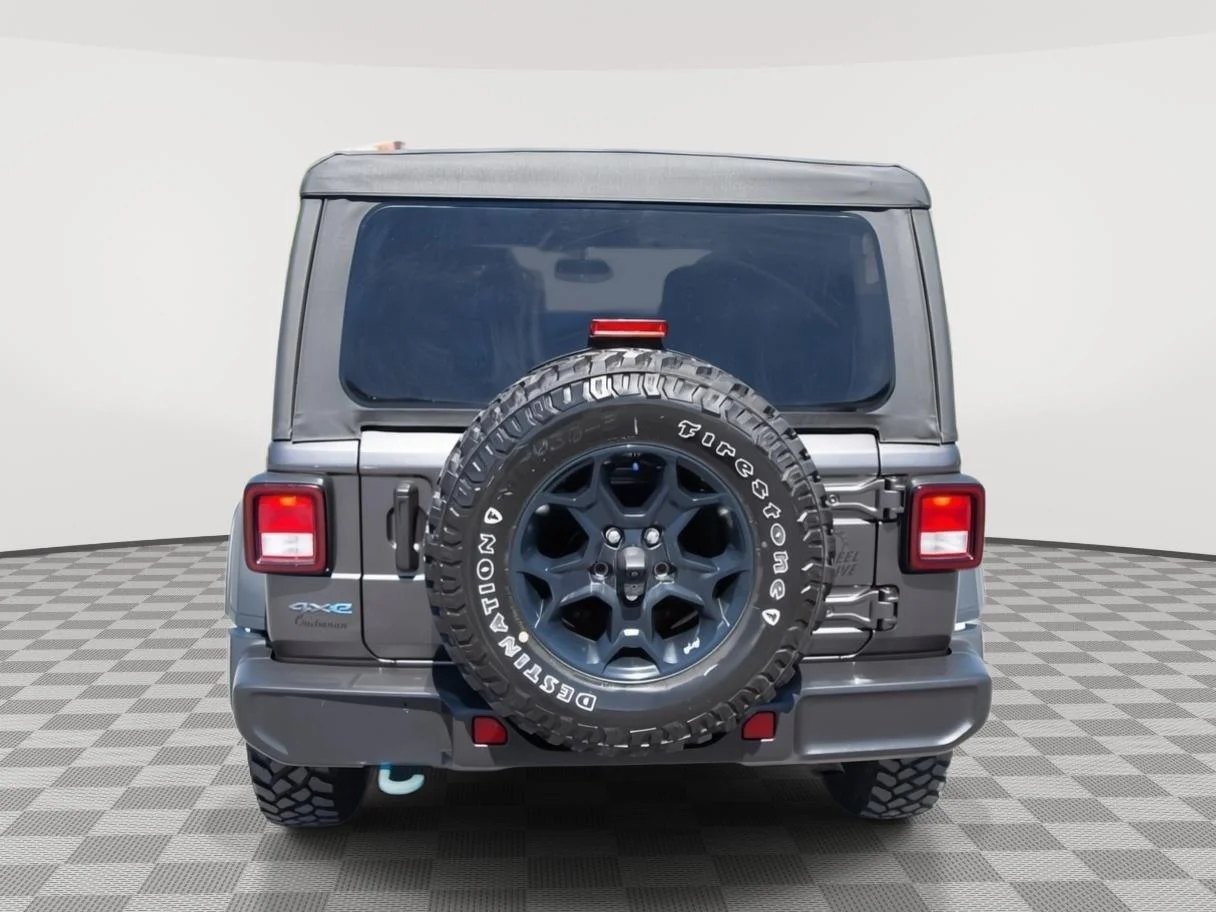 Used 2023 Granite Crystal Metallic Clearcoat Jeep SW image 6