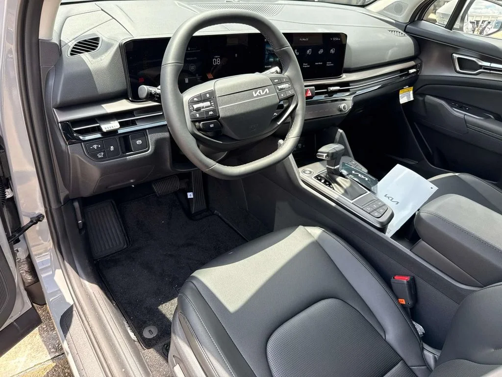 New 2026 Wolf Gray Kia EX image 35