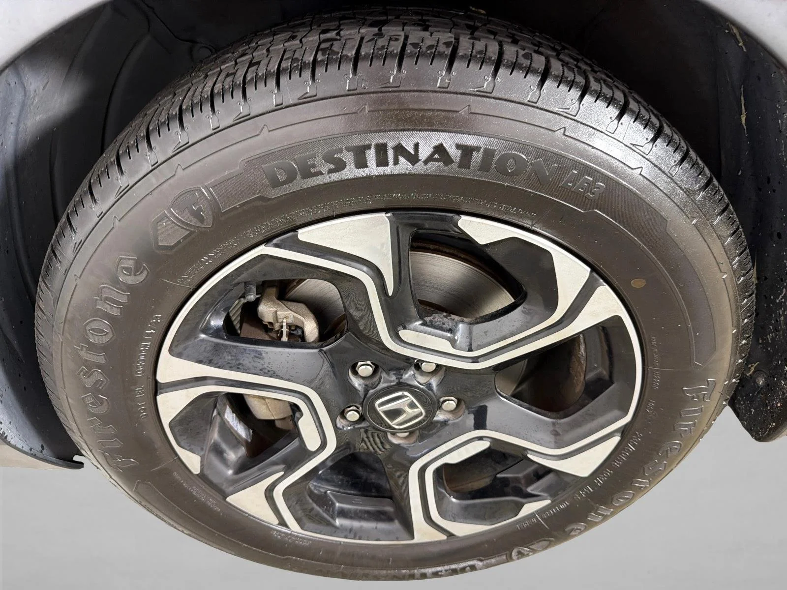 Used 2019 Silver Honda Touring image 13
