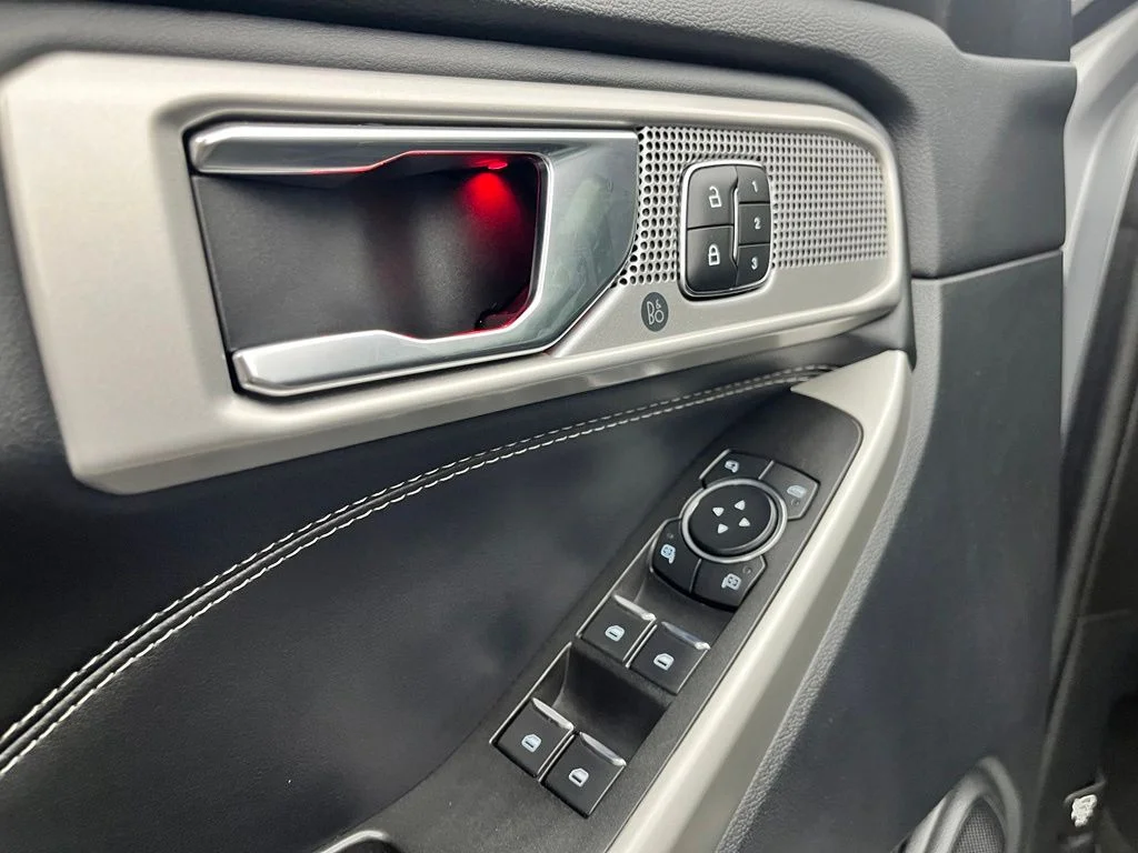 Used 2022 Silver Ford Limited image 19