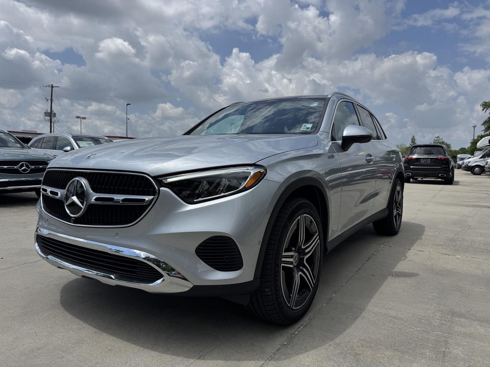 Certified Used 2026 Cirrus Silver Metallic Mercedes-Benz GLC 300 image 3