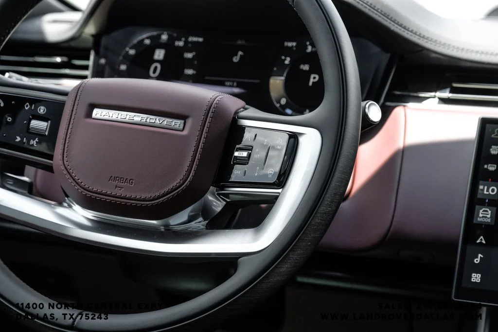 New 2026 Fuji White Land Rover SE image 21
