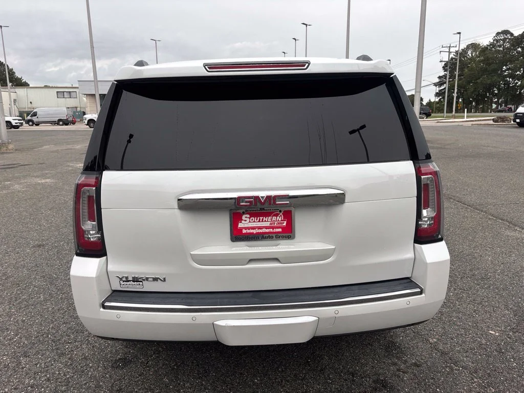 Used 2018 White GMC Denali image 19