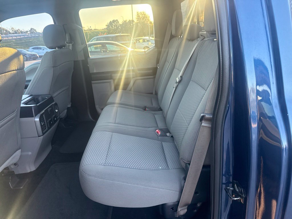 Used 2017 Blue Jeans Metallic Ford XLT image 15
