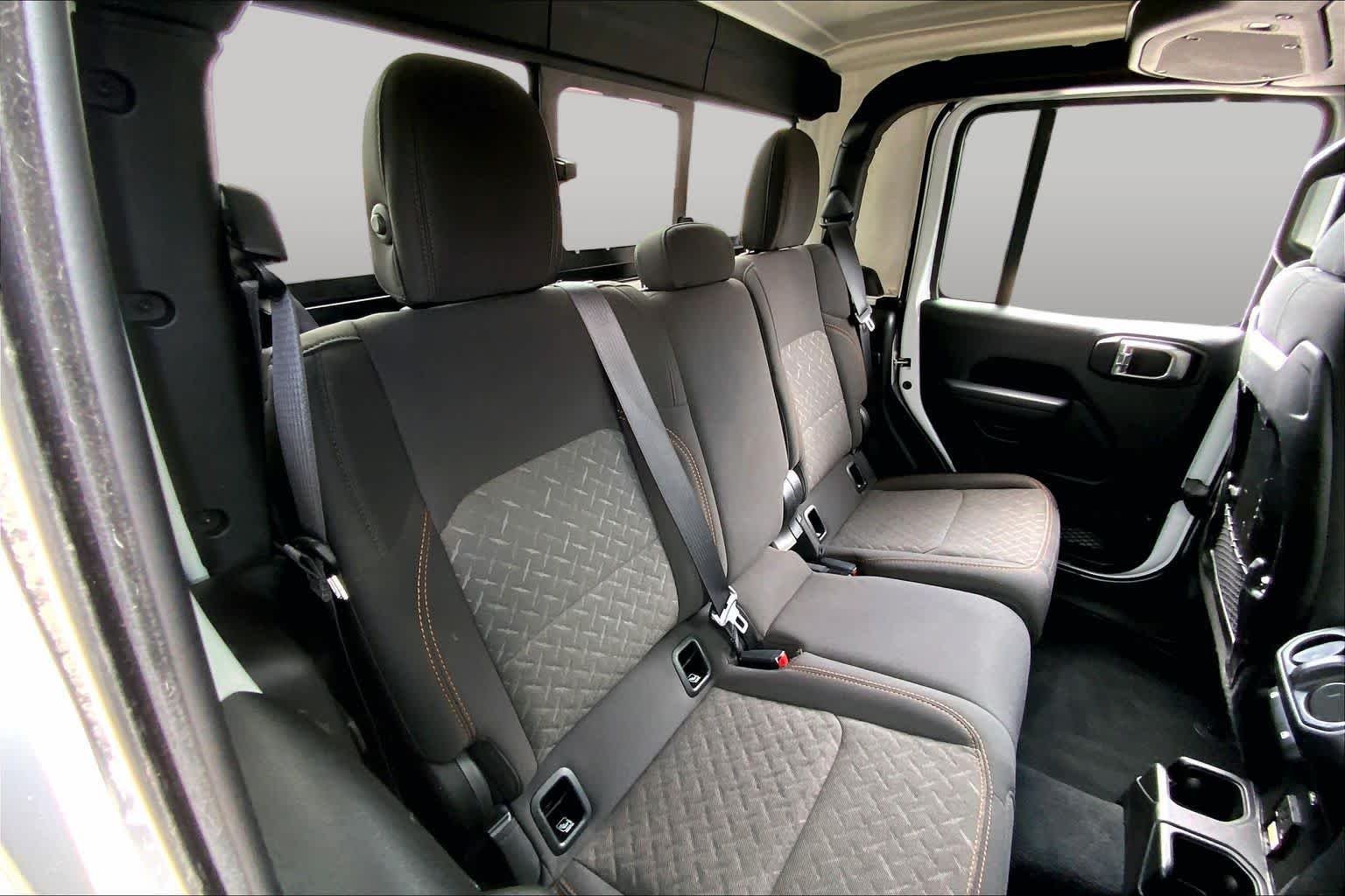 Used 2026 Bright White Clearcoat Jeep Mojave image 19