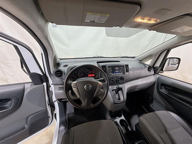 Used 2021 White Nissan S Xtronic CVT image 18