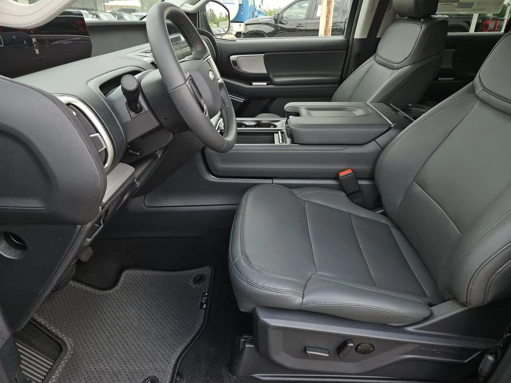 New 2026 Agate Black Metallic Ford Active image 23