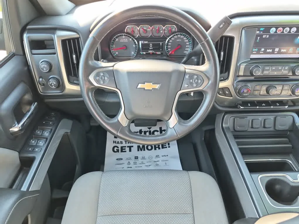 Used 2018 Black Chevrolet LT image 8