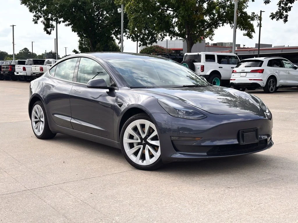2023 Tesla Model 3 Long Range's photo