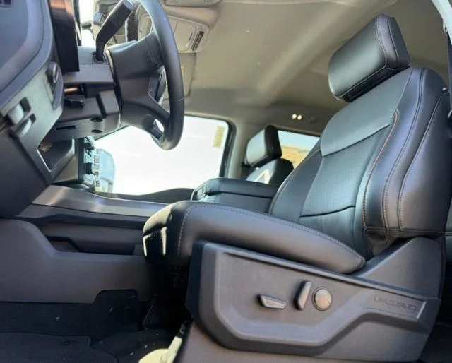 New 2026 Agate Black Metallic Ford F-250® Lariat® image 15