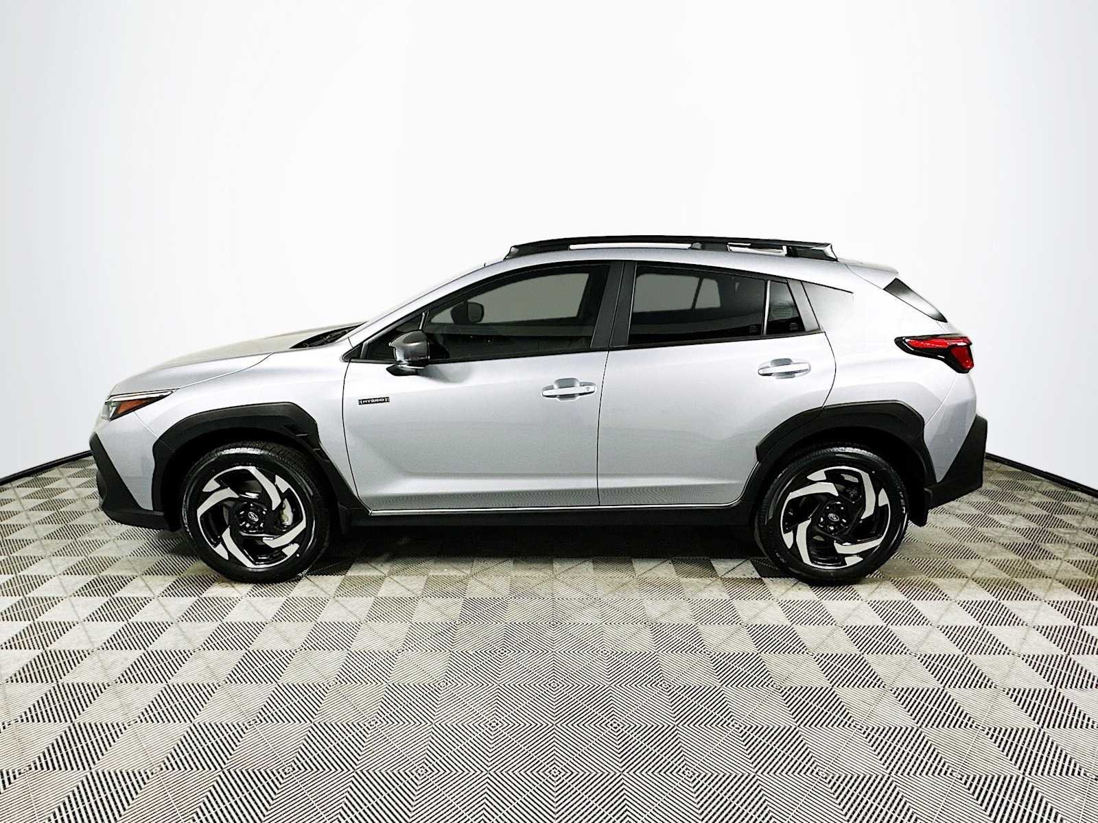 New 2026 ICE SILVER METALLIC Subaru Limited Hybrid image 4