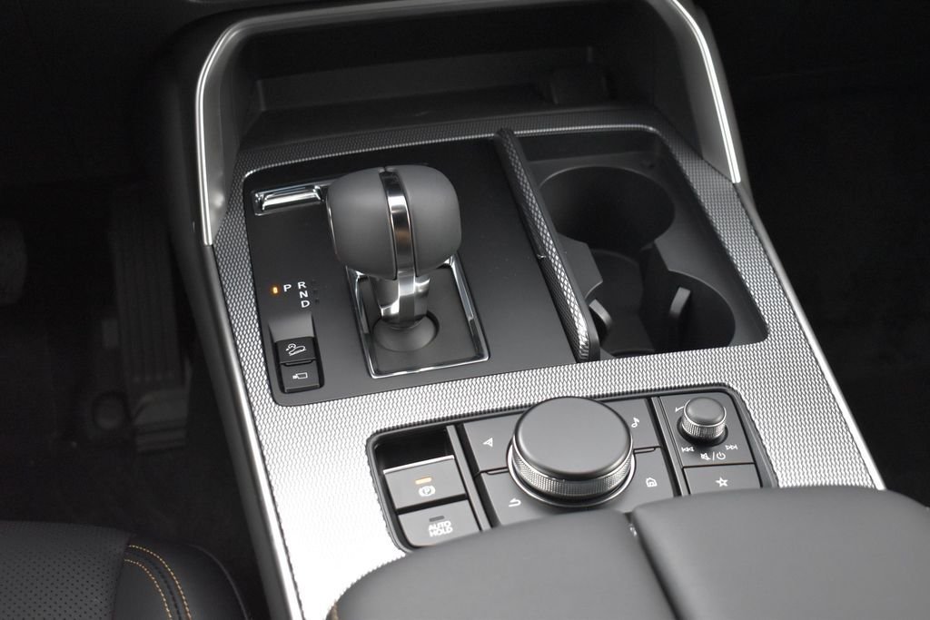 New 2026 Rhodium White Premium Mazda 3.3 Turbo Premium Plus AWD image 19