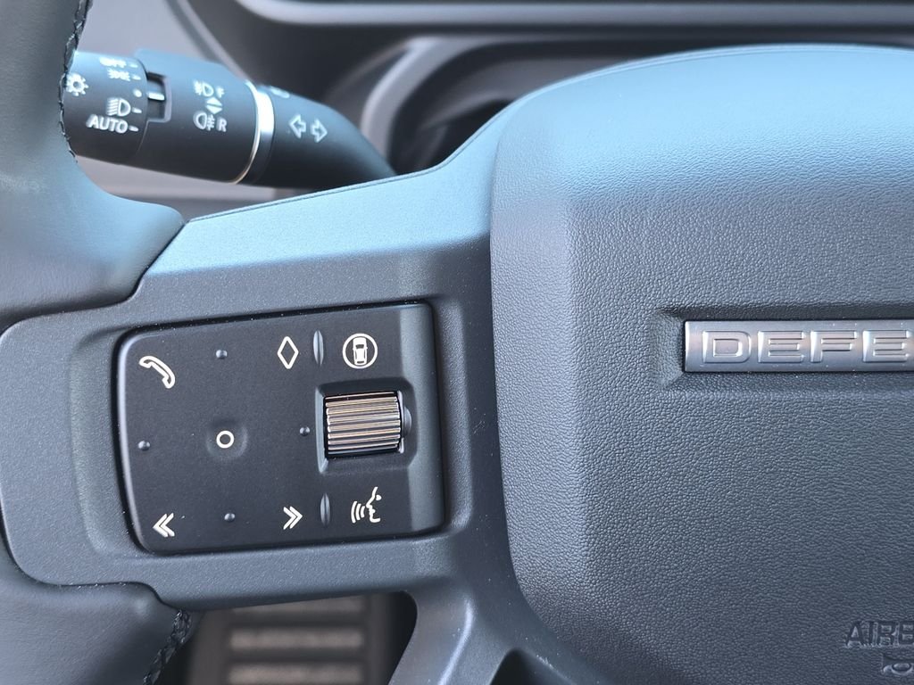 New 2026 Carpathian Grey Land Rover X-Dynamic SE image 17