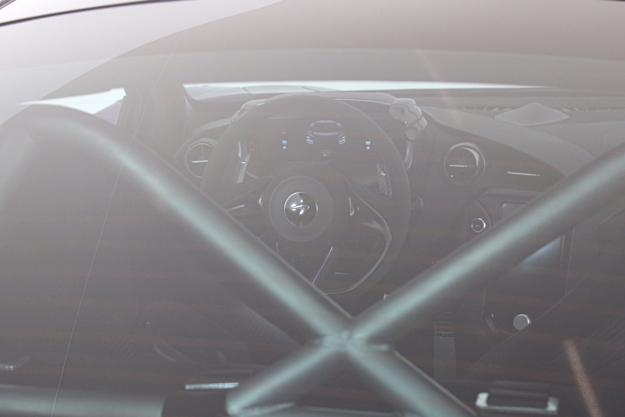 Used 2024 Purple McLaren Coupe image 43