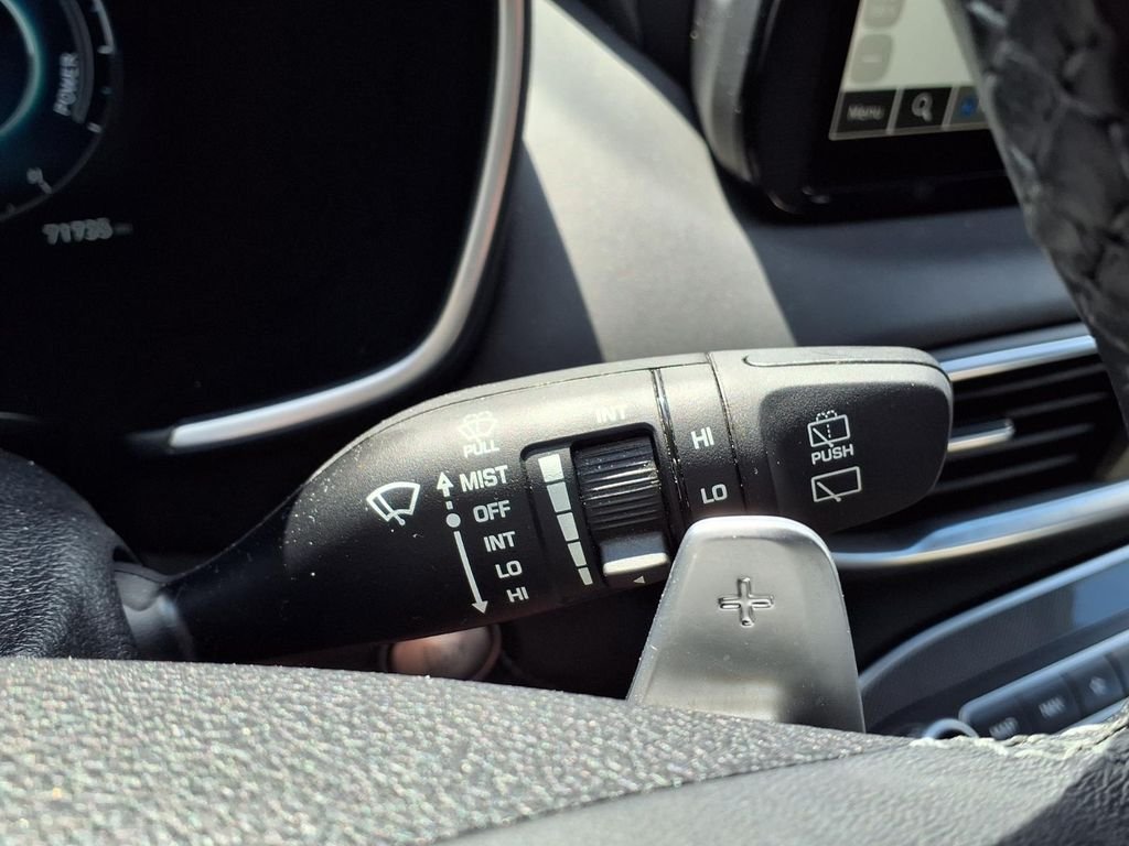 Used 2023 Gray Hyundai SEL Premium image 27